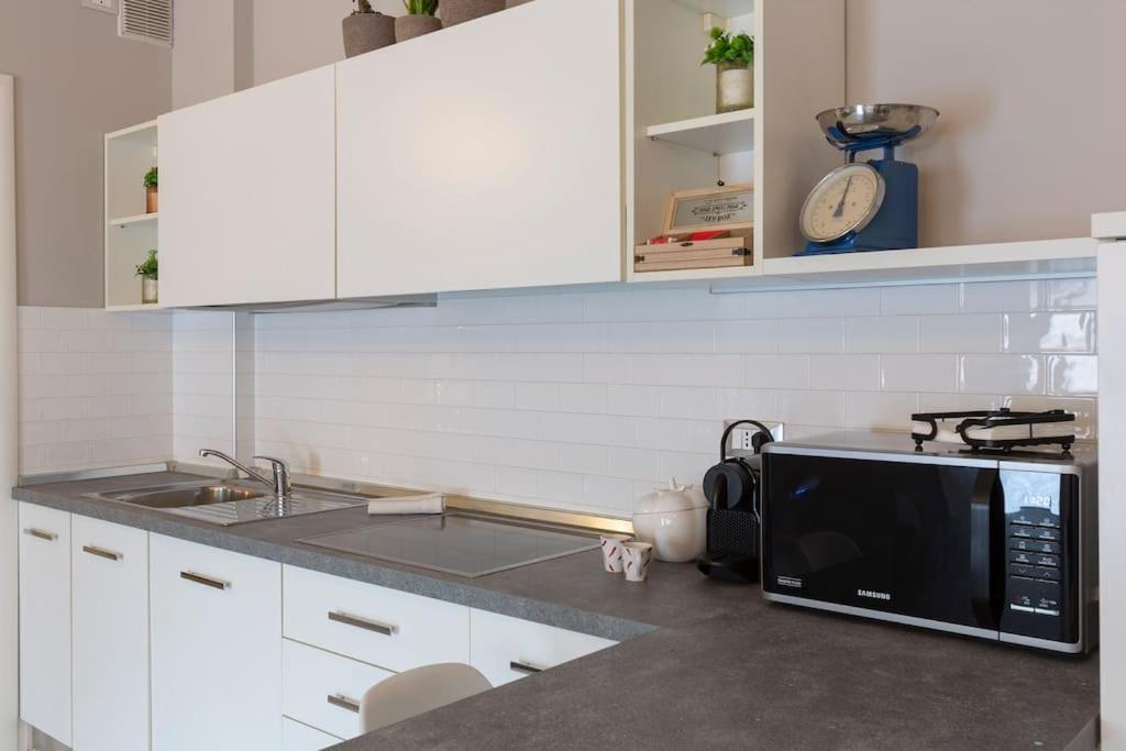 My Charming Apartments Ai Navigli-Vigevano Suite Milan Extérieur photo