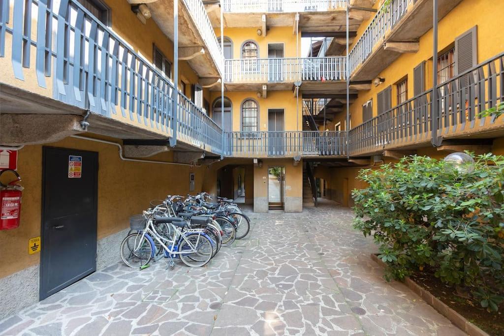My Charming Apartments Ai Navigli-Vigevano Suite Milan Extérieur photo